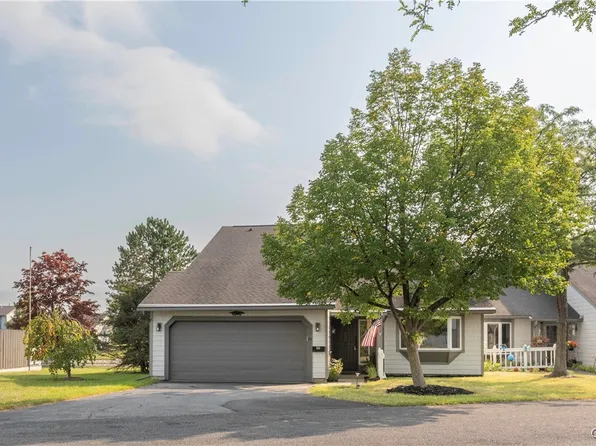 50 Parkington Cir, East Syracuse, NY 13057