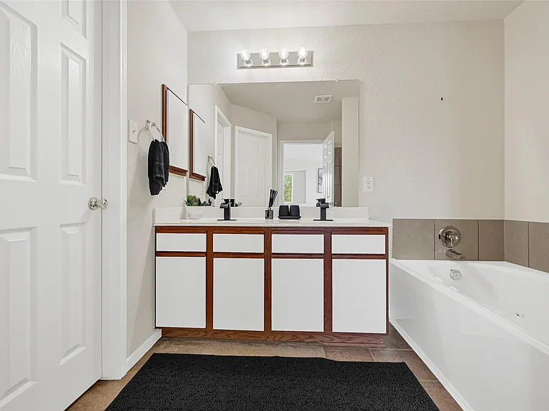15826 Sheldon Ridge Way — Photo 18