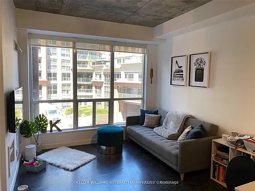 1 Shaw St #303 Photo 1