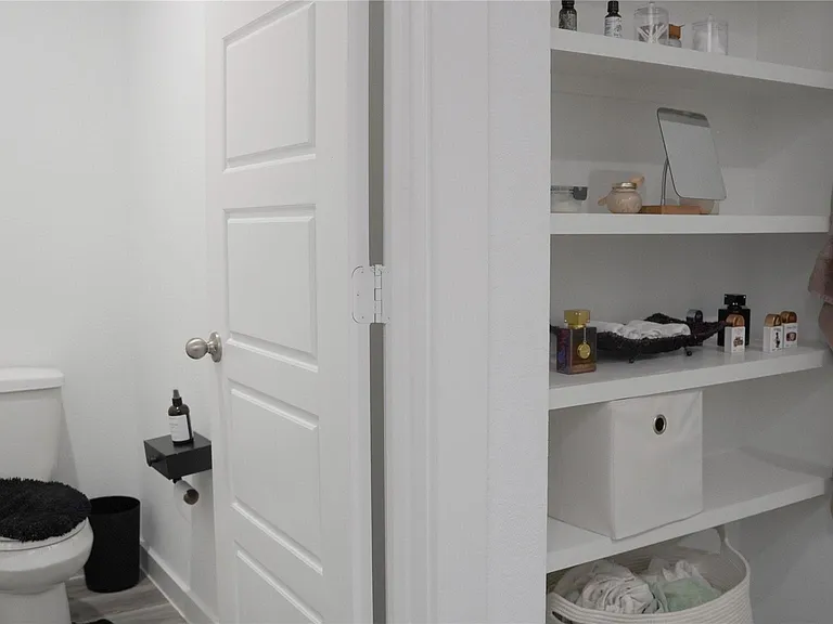 2913 Crown Gate Dr — Photo 17