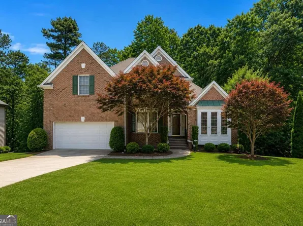 3760 Colonial Trl SW, Lilburn, GA 30047