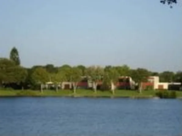 515 Spring Lakes Blvd, Bradenton, FL 34210
