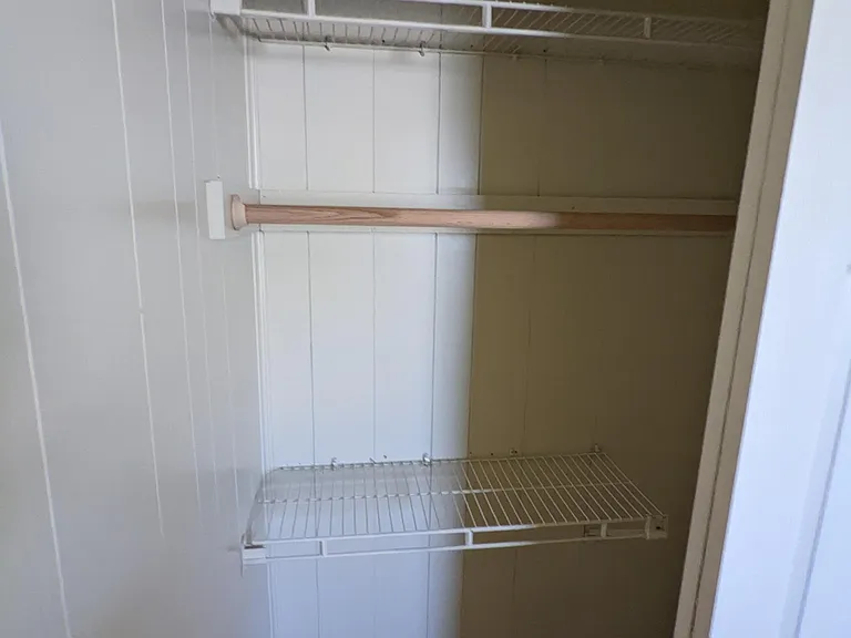 410 Liberty St — Photo 15
