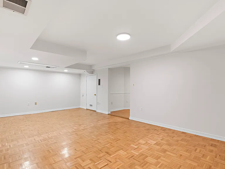 119 Panorama Dr — Photo 33