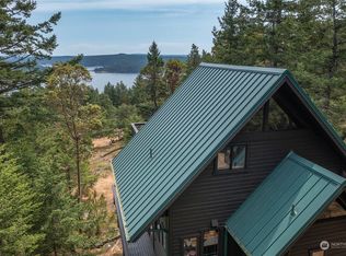 525 Spring Point Rd, Deer Harbor, WA 98243