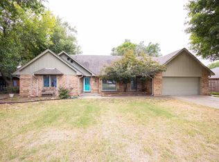 2604 Bluestem Rd, Ponca City, OK 74604