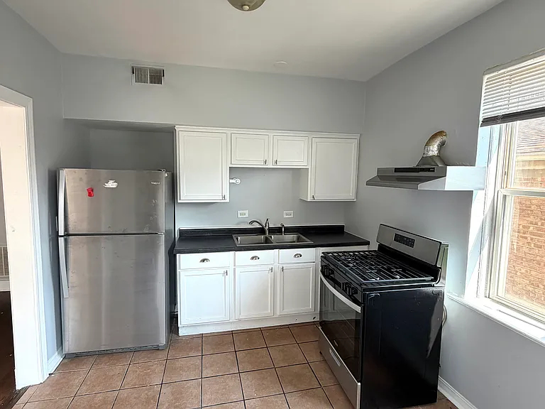 2120 N Kildare Ave #1 — Photo 4