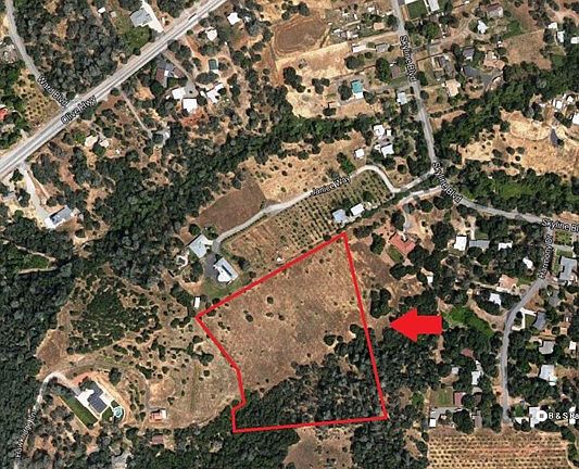 2nd image of 418 Skyline Blvd