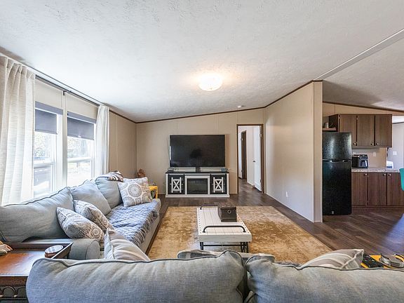 4th image of 1205 County Road 507