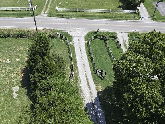 5th image of 8005 Old Nashville Hwy