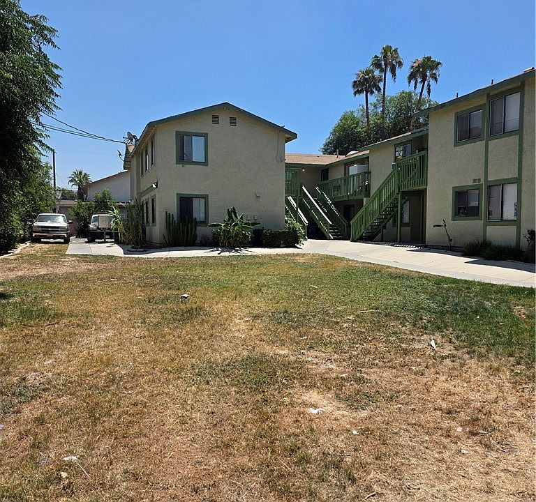2nd image of 1819 Keith St APT 9