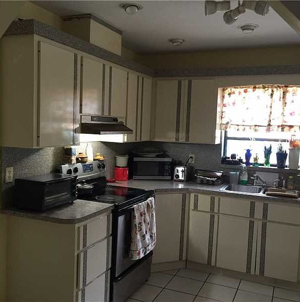 2nd image of 2220 SW 61st Ave