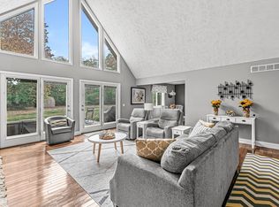 20560 Overdorf Rd, Noblesville, IN 46062