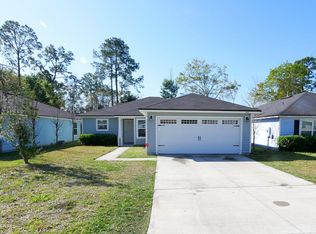 8212 Maple St, Jacksonville, FL 32244
