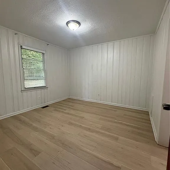 6440 Gordon St #B — Photo 4