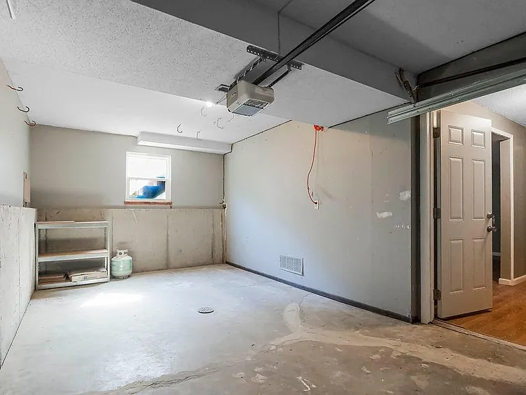 15021 W 150th Ter — Photo 23