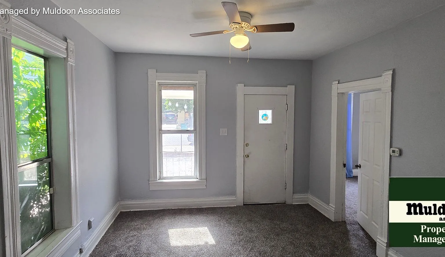 Adorable Minnequa rancher! 2 beds 1 bath ready now! — Photo 2