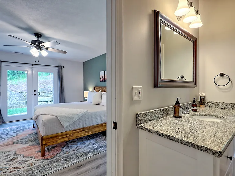 112 John English Dr — Photo 23