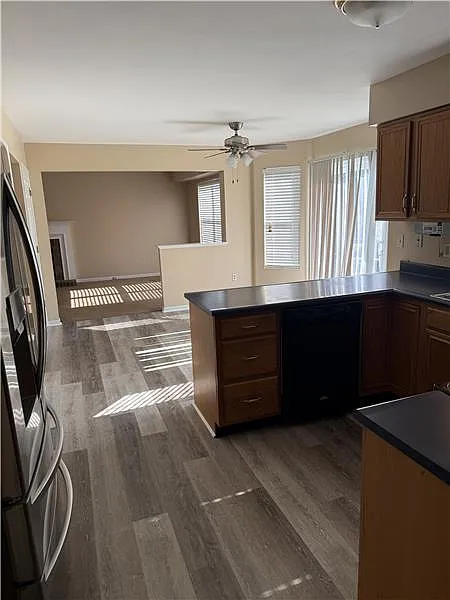 3 bed, 2.5 bath, 2000 sqft, $2,250 — Photo 3