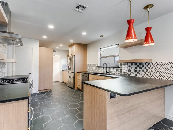 7506 Dijon Ct, San Antonio, TX 78209