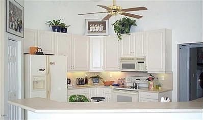 4th image of 2222 SE Montrose Ln