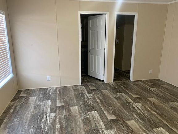3rd image of 2626 Washington Ave #206-506