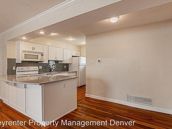 5th image of 1220 N Leyden St