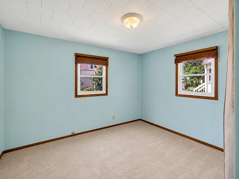 145 Rodney Ct — Photo 9
