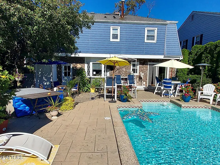 702 Baltimore Blvd — Photo 23