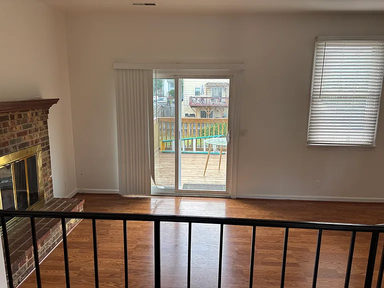 428 E Washington St #428 — Photo 12