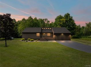 8105 Pinebrook Ln, Rome, NY 13440