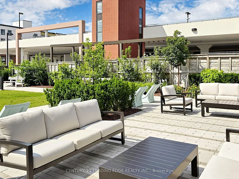 2550 Simcoe St N #409 — Photo 48