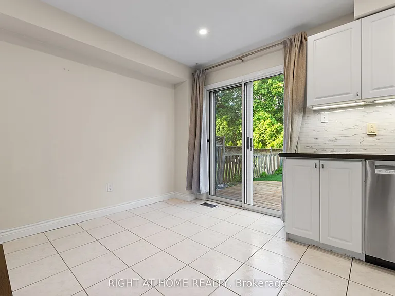 1811 Creek Way — Photo 10