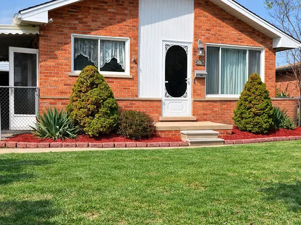 820 S Venoy Rd, Westland, MI 48186