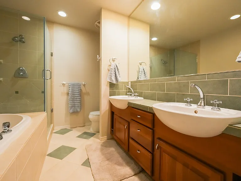 2115 Tesoro Pl #4 — Photo 4