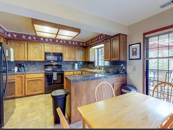 4th image of 20029 Skyridge Drive Upper