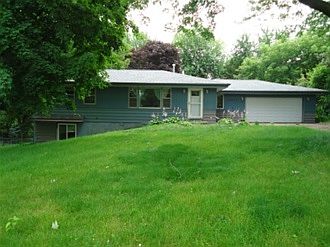 1st image of 14925 Deerwood Dr