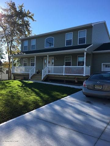 1st image of 80 Clearwater Dr