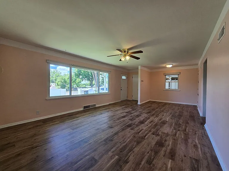 1005 Rimrock Rd — Photo 8