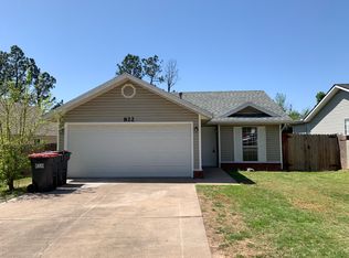 822 Tamarack St, Springdale, AR 72764
