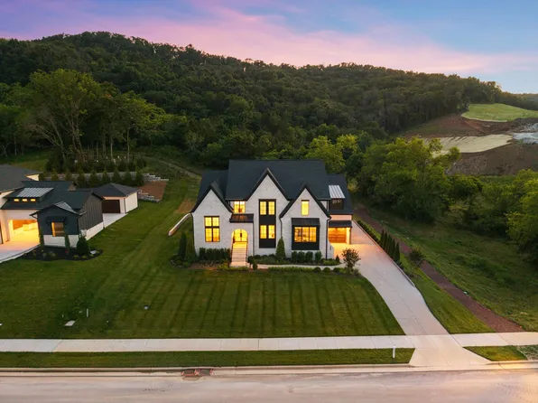 1833 Dartmouth Dr, Brentwood, TN 37027