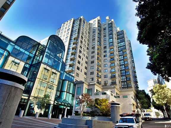 2nd image of 1 Daniel Burnham Ct APT 507
