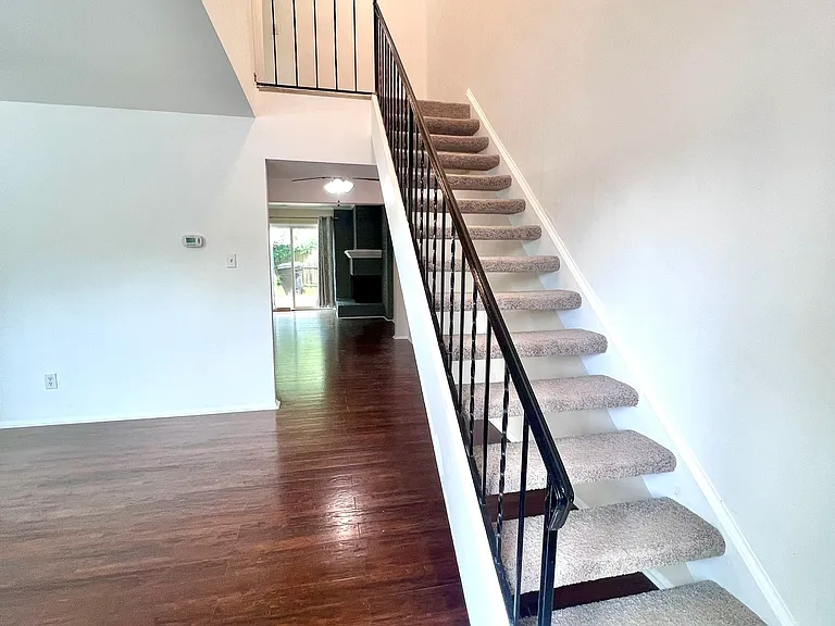 5340 Palmyra Ct — Photo 2