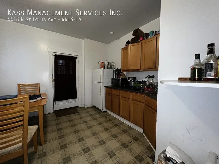4412-26 N St Louis Ave. — Photo 20
