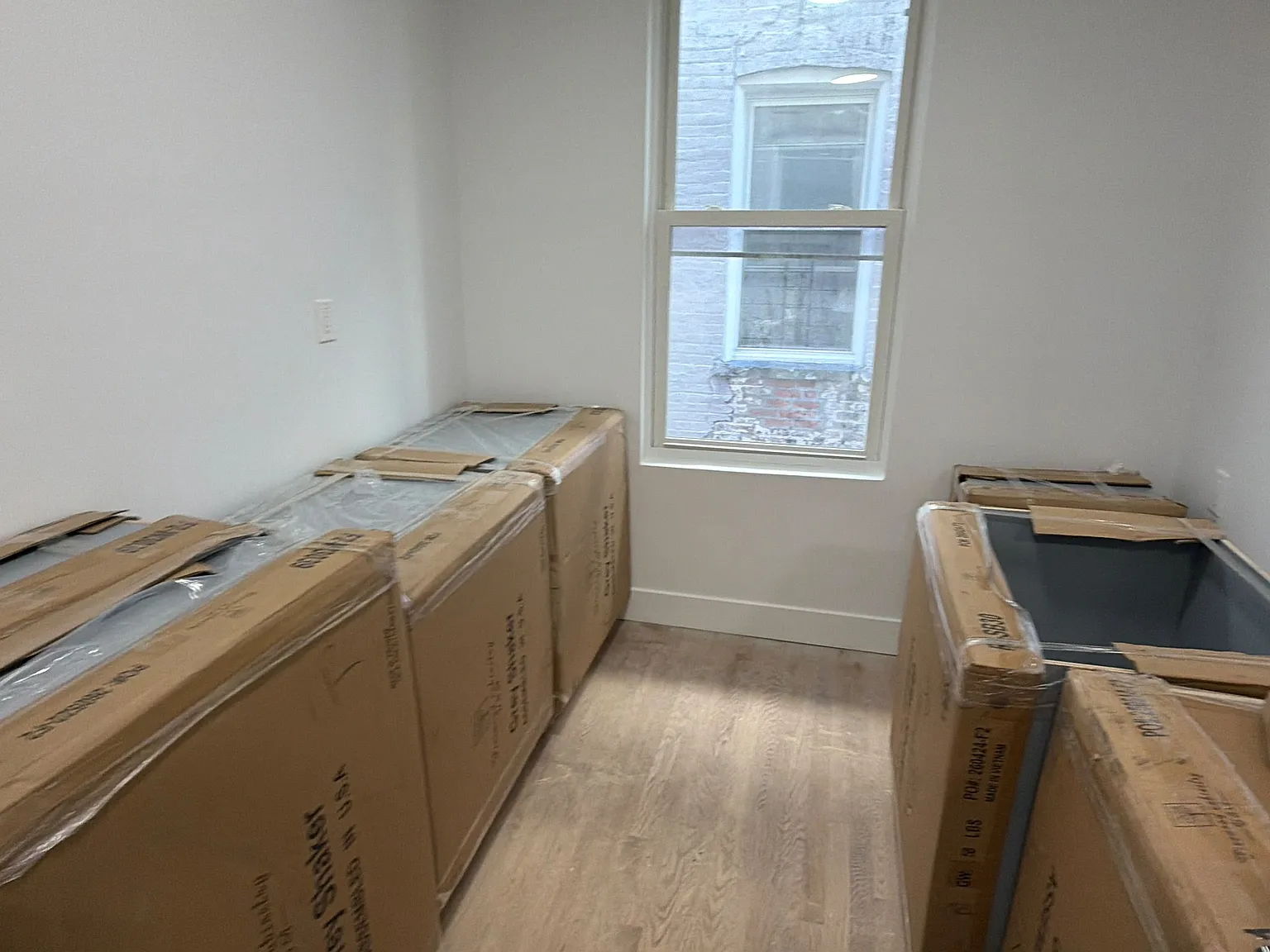 3 bed, $3,373 — Photo 1