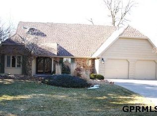 81 Ginger Woods Rd, Valley, NE 68064