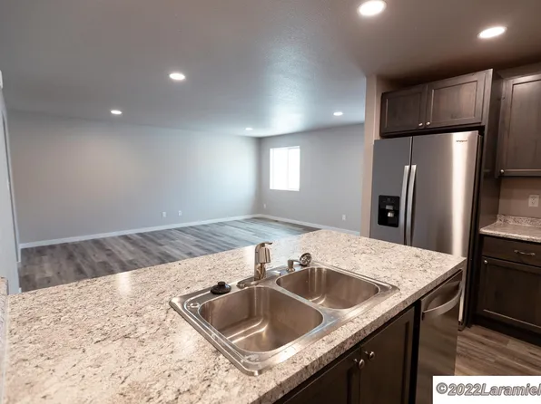 4521 Bobolink Ln #202A, Laramie, WY 82070