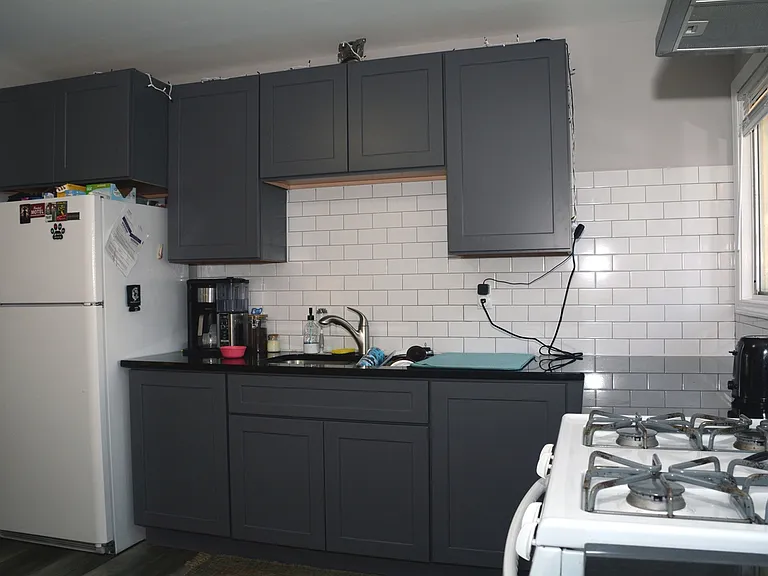 Dornell Ave — Photo 2