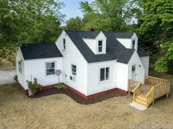 5058 E Apple Ave, Muskegon, MI 49442