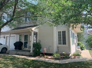 526 Fox Ridge Dr, Fox Lake, IL 60020